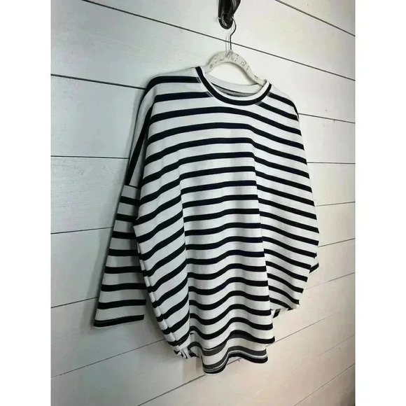 Toss Designs Small Nautical Blue & White Striped 3/4 Sleeve High-Low Sweater - Picture 5 of 10